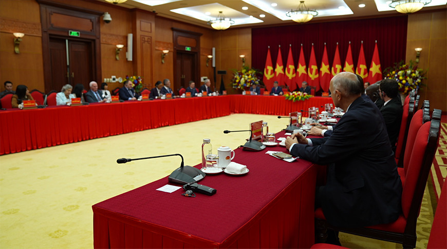 Скрыншот відэа Палаты прадстаўнікоў Нацыянальнага сходу Рэспублікі Беларусь