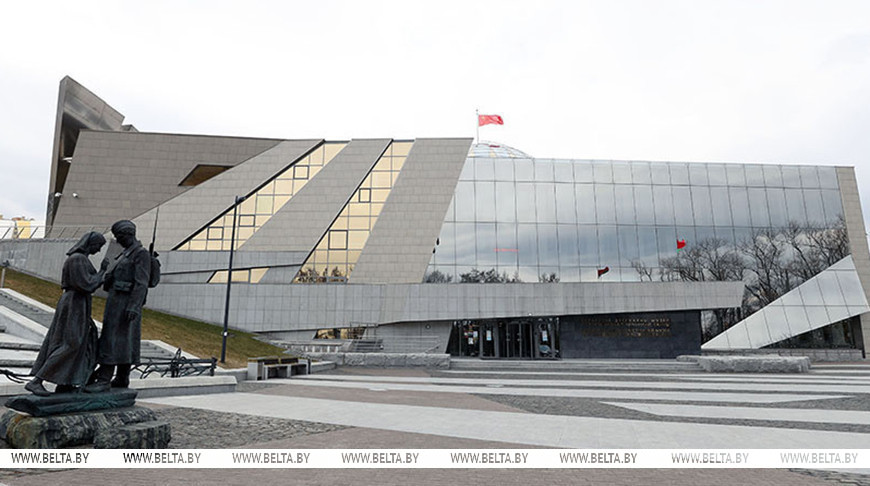 Фота з архіва