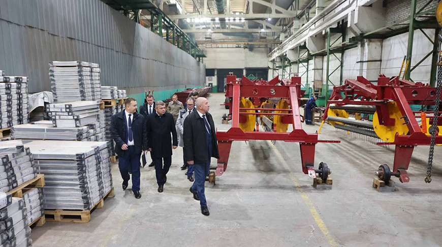 Фота Мінпрама