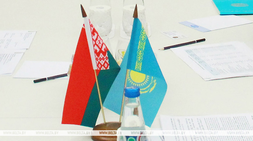 Фота з архіва