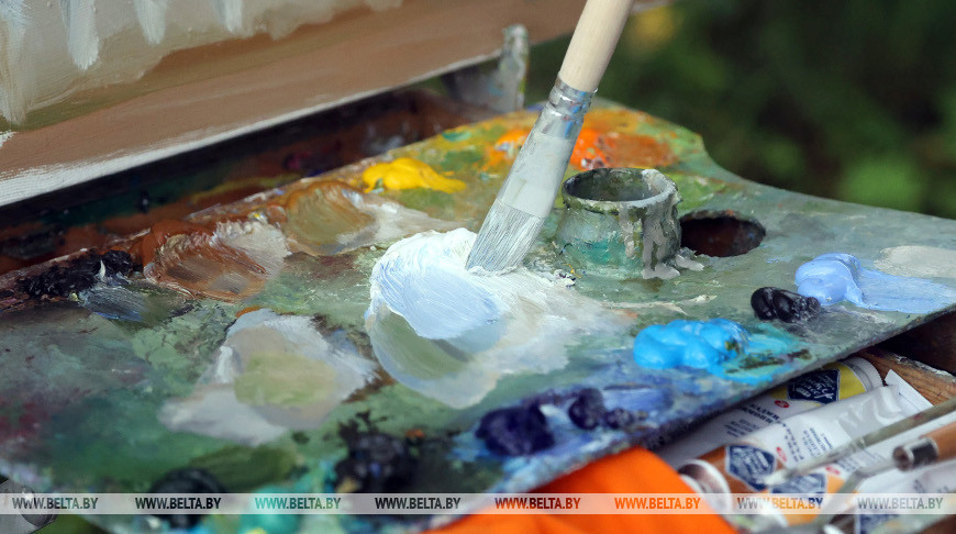 Фота з архіва