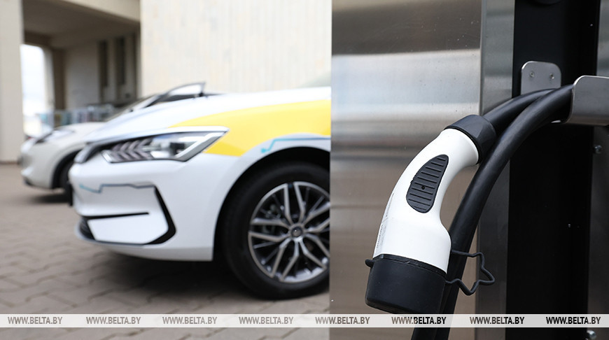 Фота з архіва