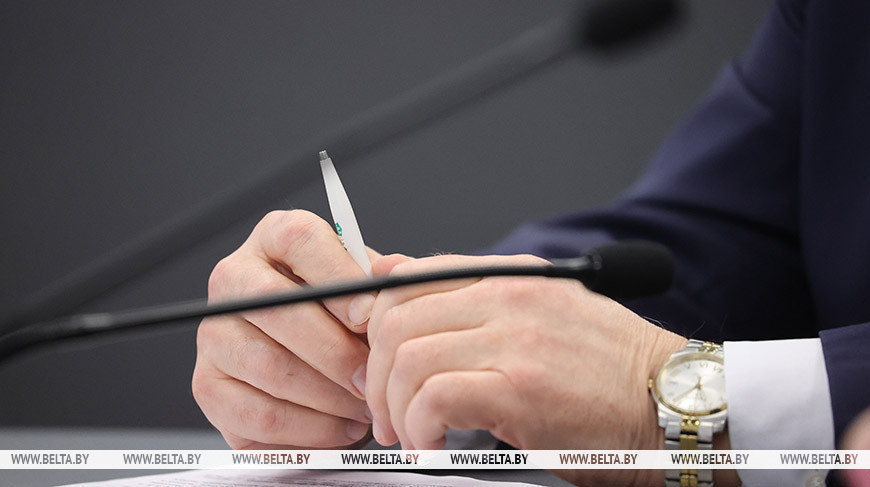 Фота з архіва