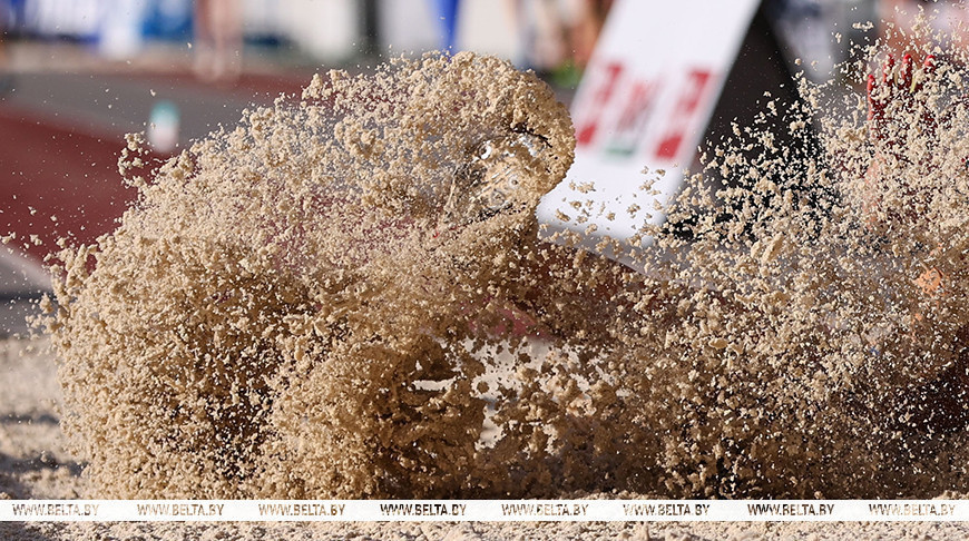 Фота з архіва