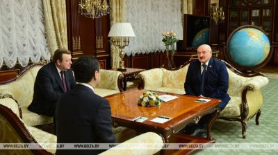 Лукашэнка сустрэўся з міністрам замежных спраў Узбекістана