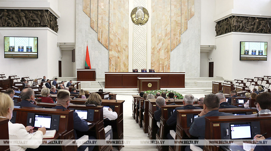 Семінар па арганізацыі бюджэтнага працэсу ў Беларусі праходзіць у Палаце прадстаўнікоў