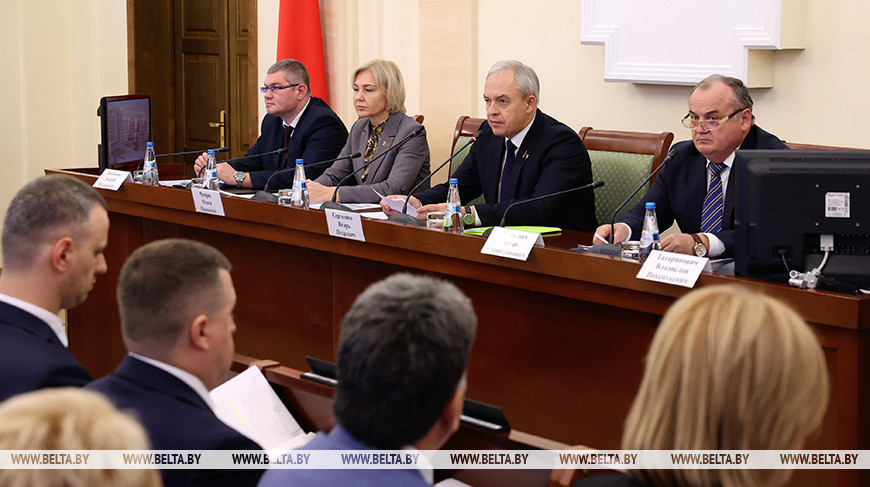 Сергяенка: працэдура дзяржрэгістрацыі нерухомай маёмасці павінна быць максімальна простая і зручная