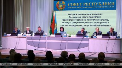 Выязное пасяджэнне Прэзідыума Савета Рэспублікі праходзіць у Шуміліне