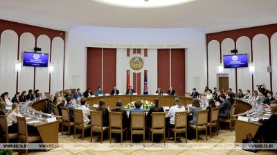 Рыжанкоў: знешнімі сувязямі сумесна з МЗС займаюцца многія міністэрствы і ведамствы