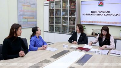 ЦВК прыняла дакументы для рэгістрацыі Канапацкай кандыдатам у Прэзідэнты Беларусі