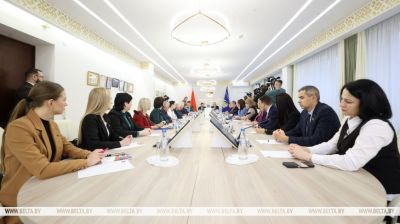 Актуальныя праблемы сацыяльнай палітыкі і ідэалогіі абмеркавалі ў Мінску