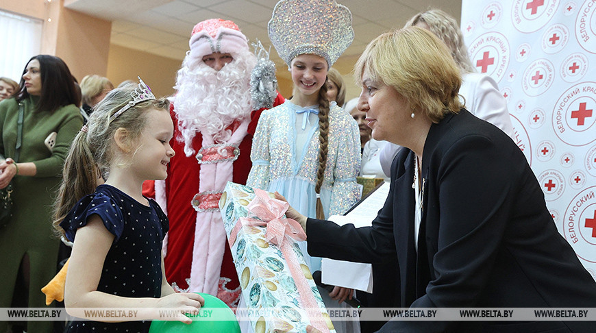 Актывісты БКК у Гродзенскай вобласці выканалі дзіцячыя навагоднія жаданні