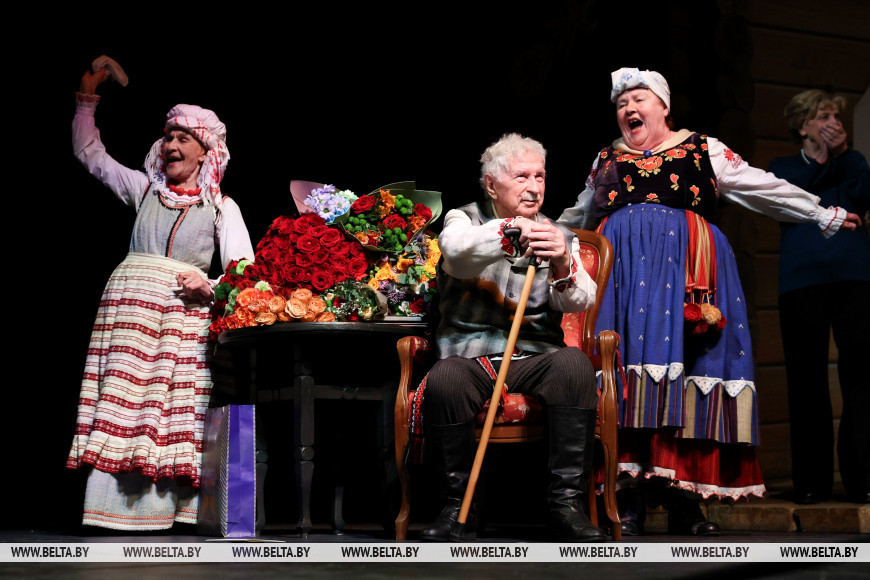 Юбілей Генадзя Аўсяннікава сустрэлі на Купалаўскай сцэне