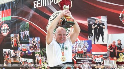 Адной левай. Харанека пабіў чарговы рэкорд у беларускім жыме