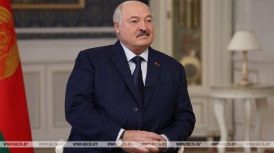 Лукашэнка даў інтэрв'ю амерыканскаму блогеру, прадстаўніку новых медыя Марыа Наўфалу