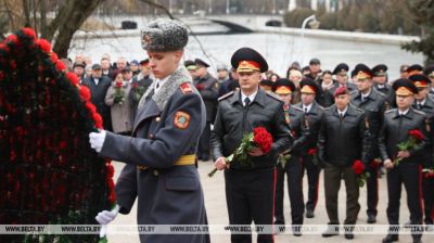 У Мінску ўшанавалі памяць супрацоўнікаў міліцыі, якія загінулі пры выкананні службовага абавязку  
