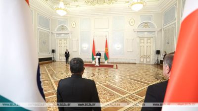 Лукашэнка прыняў даверчыя граматы паслоў дзевяці краін  