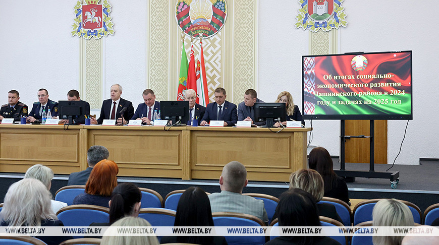 Перспектывы і кропкі росту. Сергяенка прыняў удзел у пасяджэнні Чашніцкага райвыканкама