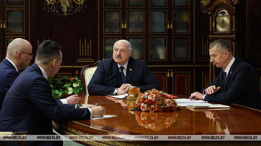 Лукашэнка ўзгадніў назначэнне кіраўнікоў мясцовых органаў улады