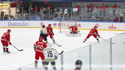 Хакейная каманда Прэзідэнта першай выйшла ў фінал РХЛ