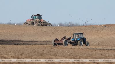 У Віцебскім раёне далі старт пасяўной кампаніі