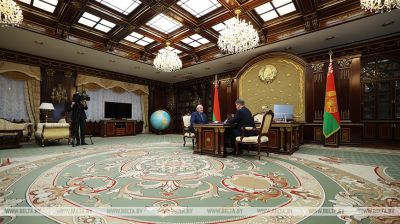 Лукашэнка прыняў з дакладам старшыню Мінгарвыканкама