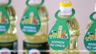 Беларускія вытворцы ў чатыры разы нарасцілі адгрузкі рапсавага алею ў гандлёвыя сеткі за месяц