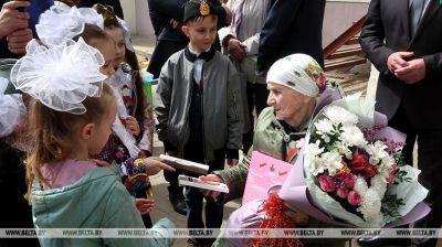"Жывіце заўсёды пад мірным небам". Ветэран з Магілёва дала наказ моладзі берагчы сваю зямлю