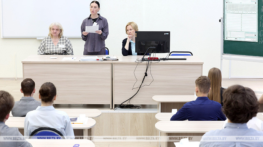 ЦТ па другім профільным прадмеце здаюць амаль 32,7 тыс. абітурыентаў