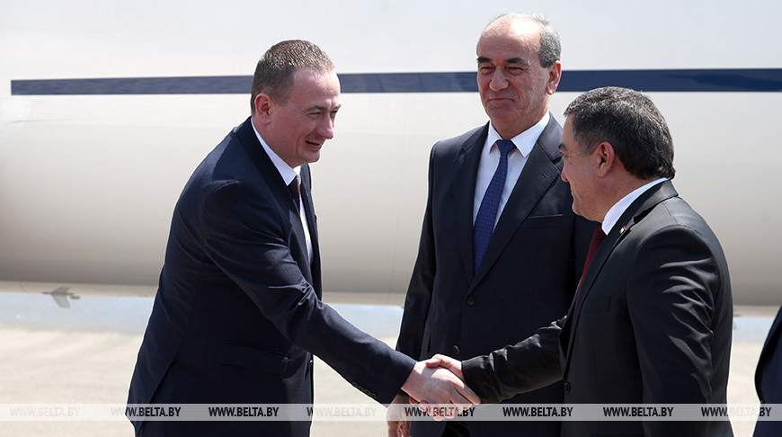 Турчын прыбыў з рабочым візітам у Таджыкістан