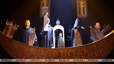 Брэсцкі тэатр лялек прадставіў у Полацку спектакль аб прападобнай Ефрасінні