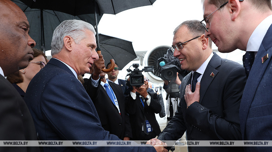 Прэзідэнт Кубы прыбыў з афіцыйным візітам у Беларусь  