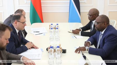 Беларусь прапануе Батсване пастаўкі тэхнікі, супрацоўніцтва ў АПК і медыцыне  