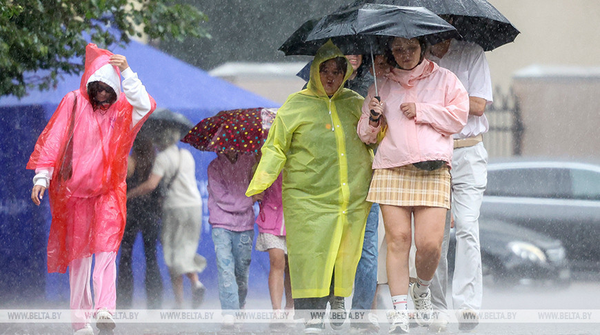 Моцны дождж прайшоў у Мінску