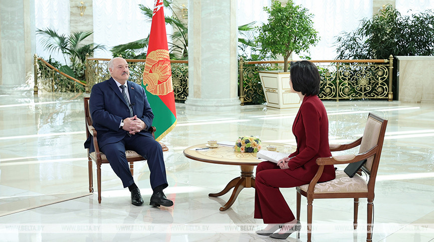 Лукашэнка даў інтэрв'ю Медыякарпарацыі Кітая