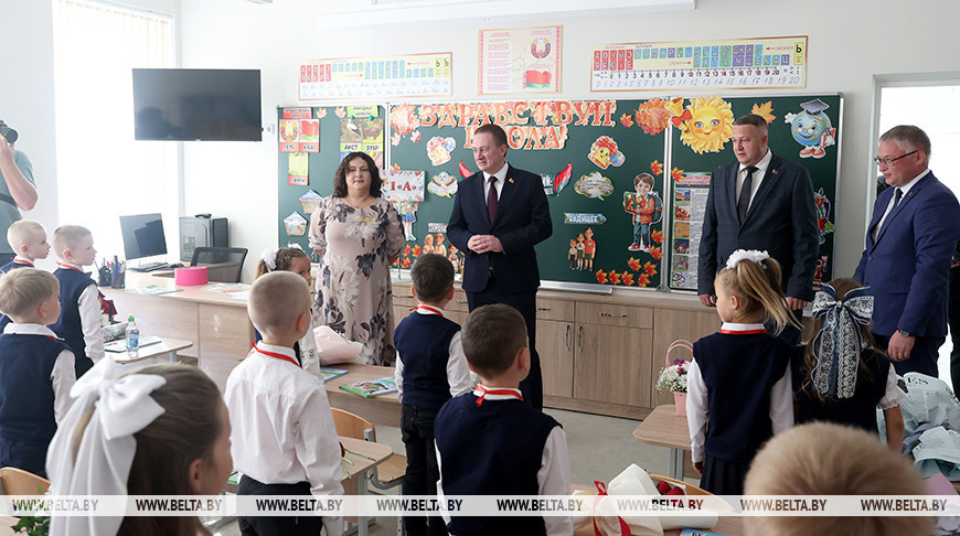 Адукацыя - важнейшы прыярытэт дзяржавы. Турчын адкрыў пачатковую школу ў Слуцку