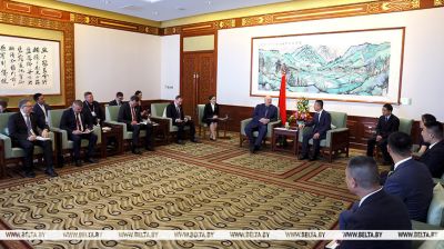 Лукашэнка прапануе Кітаю будаваць у Беларусі цяплічныя комплексы для вырошчвання агародніны і кветак