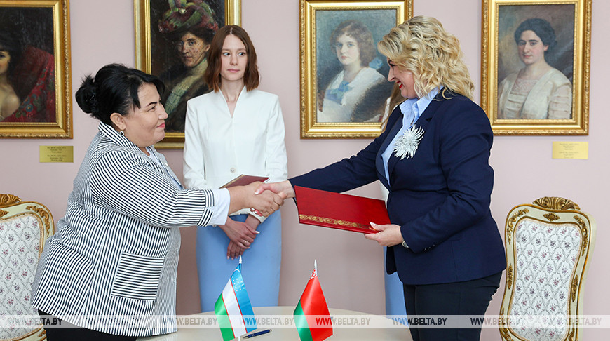 Прадстаўнікі саюзаў жанчын Беларусі і Узбекістана падпісалі мемарандум аб узаемаразуменні