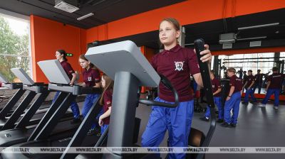 Кампактны і сучасны. Новы фізкультурна-аздараўленчы комплекс адкрылі ў Мінску  