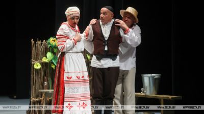 Спектакль "Камедыя" пра сілу і слабасці звычайнага чалавека прадставілі гледачам на фестывалі "Белая Вежа"