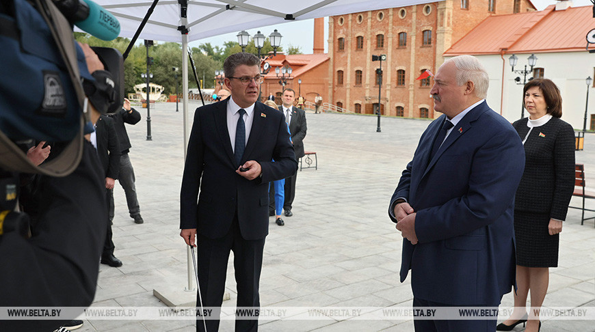 Лукашэнка наведаў рэканструяваны комплекс "Лошыцкі" ў Мінску