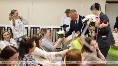У Мінску павіншавалі мам, якія нарадзілі дзяцей у Дзень горада