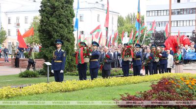У Брэсце прайшоў мітынг, прысвечаны Дню народнага адзінства