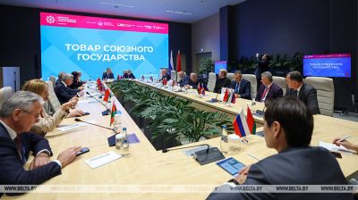 "ІНАПРАМ. Беларусь". Пытанні прамысловай інтэграцыі абмяркоўваюць на палях форуму