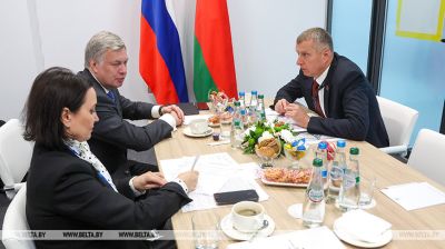 Крутой сустрэўся з кіраўнікамі расійскіх рэгіёнаў