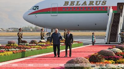 Лукашэнка прыбыў у сталіцу Таджыкістана, дзе пройдзе саміт СНД