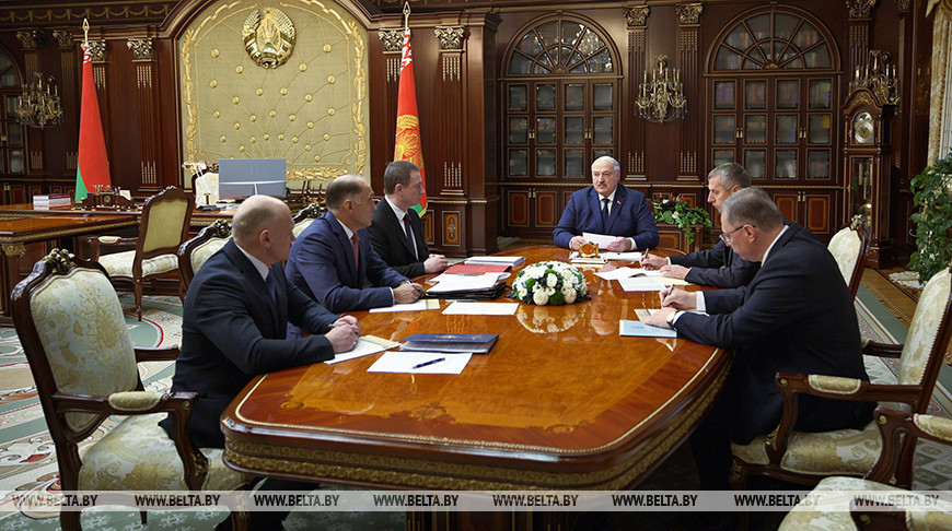 Глабальная абстаноўка ў свеце і адносіны з ЗША сталі тэмамі нарады ў Лукашэнкі