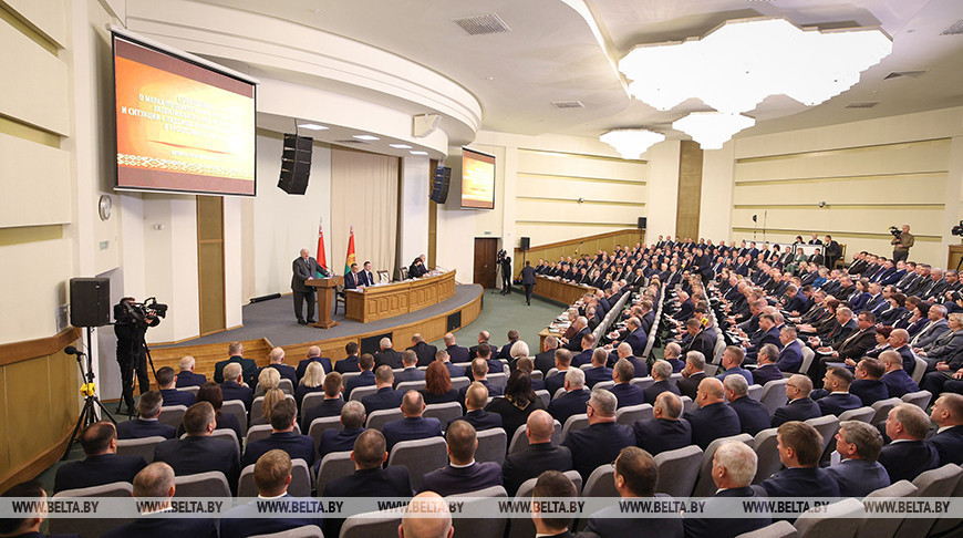 Лукашэнка пра Віцебскую вобласць: патрэбны выразны план рэальнага адраджэння рэгіёна