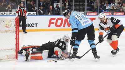 Мінскае "Дынама" значна абыграла "Амур", Мароз аформіў дубль