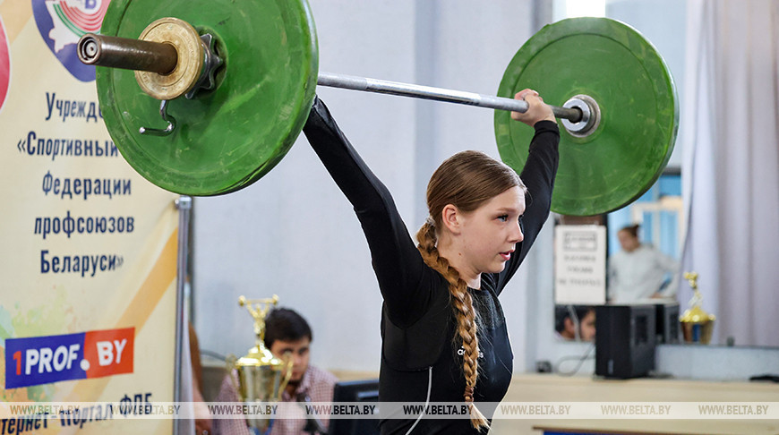 Больш за 200 цяжкаатлетаў Беларусі прымаюць удзел у рэспубліканскай спартакіядзе
